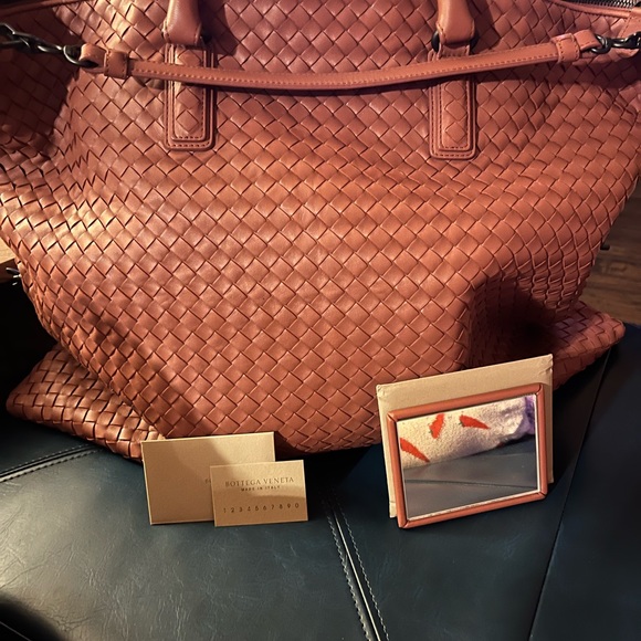 Bottega Veneta Handbags - Bottega Veneta Intrecciato Convertible Tote/Satchel